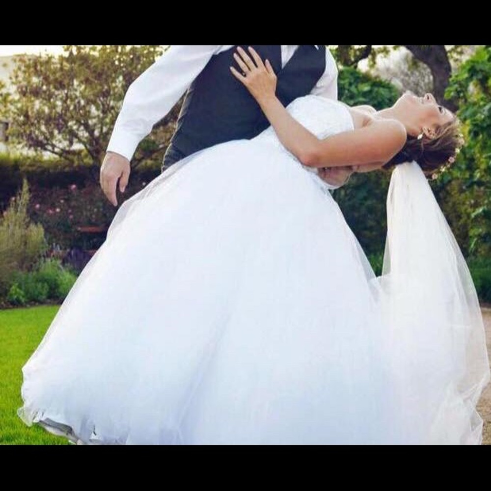 Wedding dress